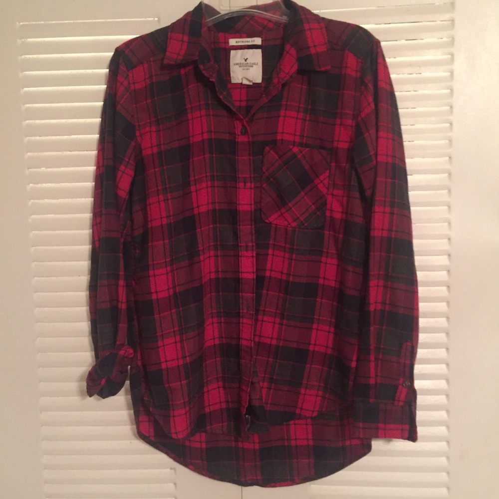 American Eagle plaid boyfriend button down